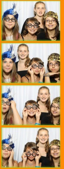 380636_417232121653713_2067337121_n